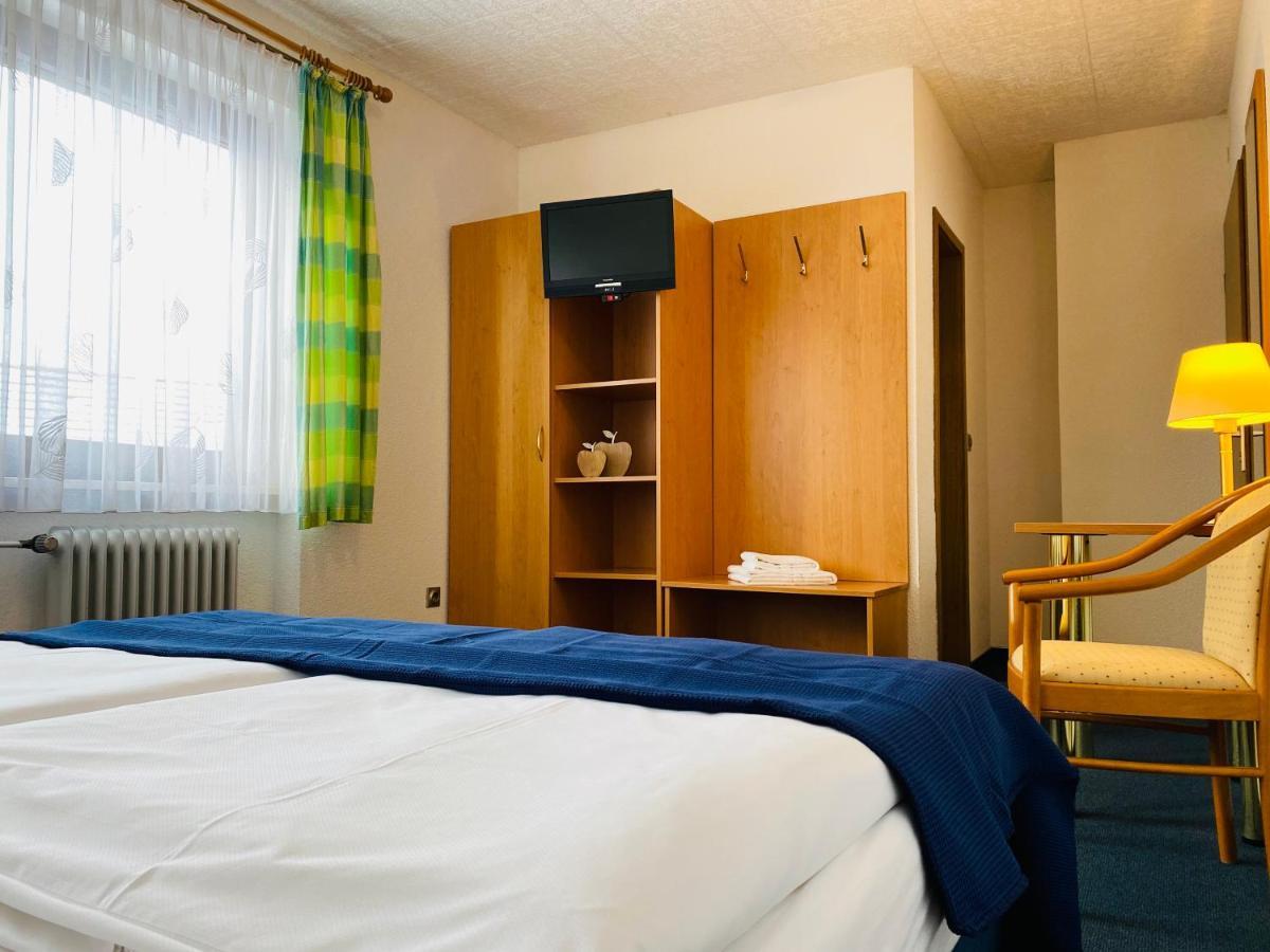 Hotel Zum Goldenen Adler Pfarrweisach Zewnętrze zdjęcie